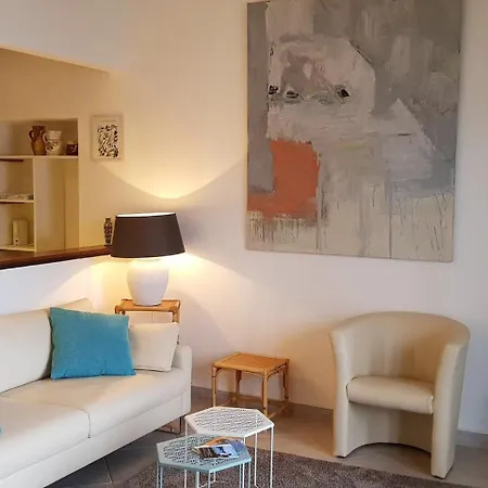 Posta Al Lago Apartment *